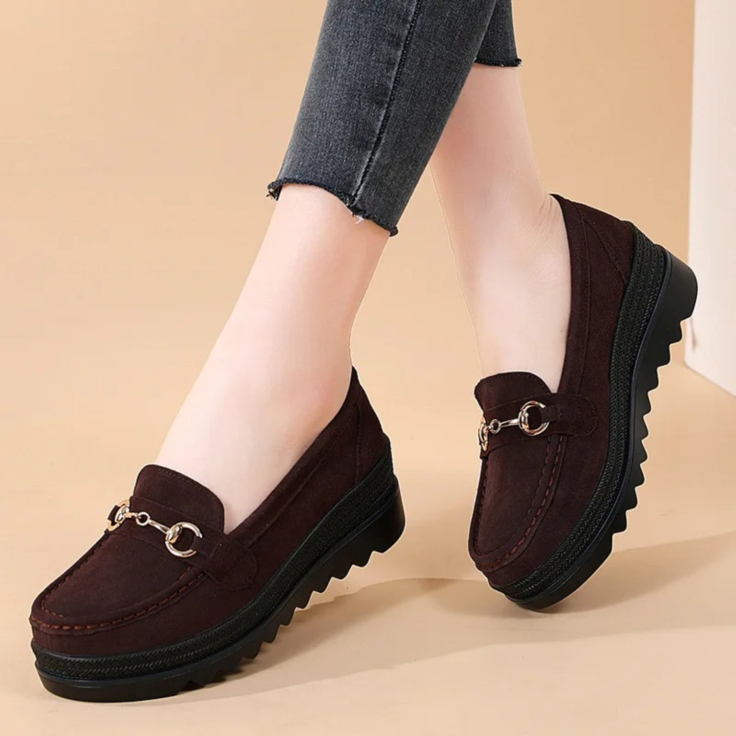 Lika – Lässige Damen-Loafer aus Wildleder mit Metallschnalle