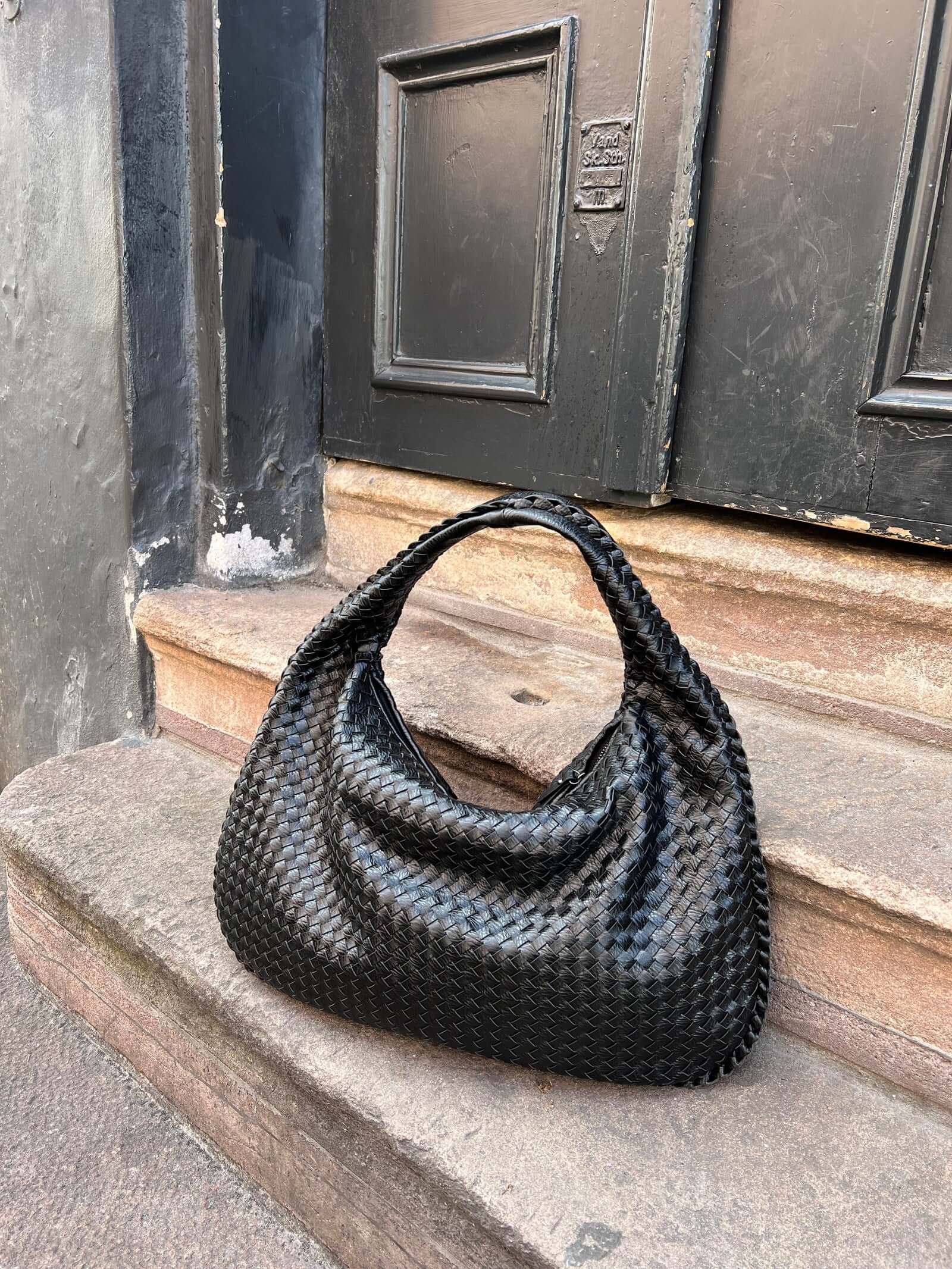 Yula - Vintage Umhängetasche damen | Geflochtene Handtasche mit Reißverschluss im Sale