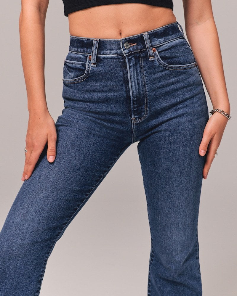 Fara™ - Dehnbare High-Waist-Jeans mit Schlag