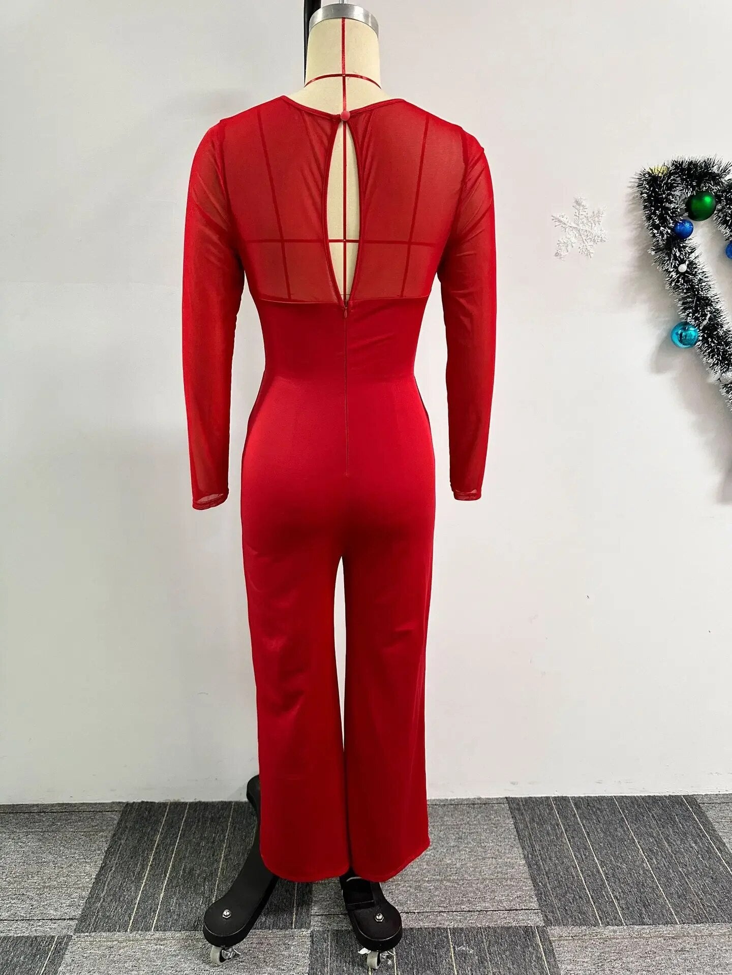 Vana – Wunderschöner Jumpsuit aus Mesh